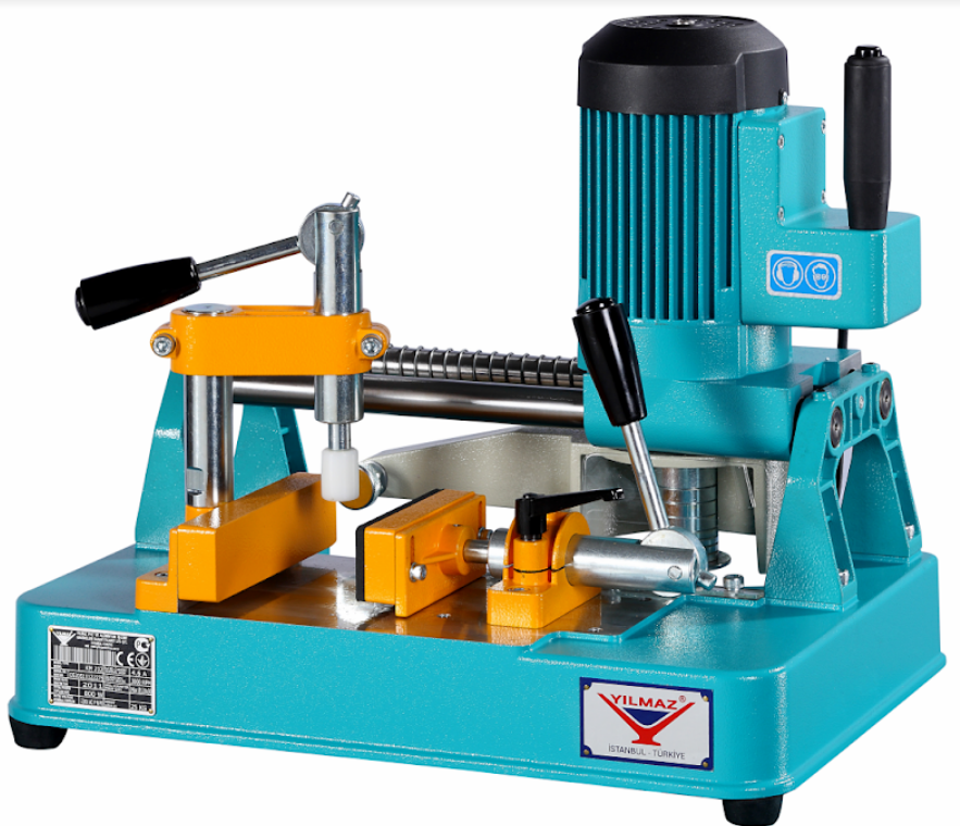 KM 212 - Machine Portable D'ajustage de Montant Central - YILMAZ MACHINE